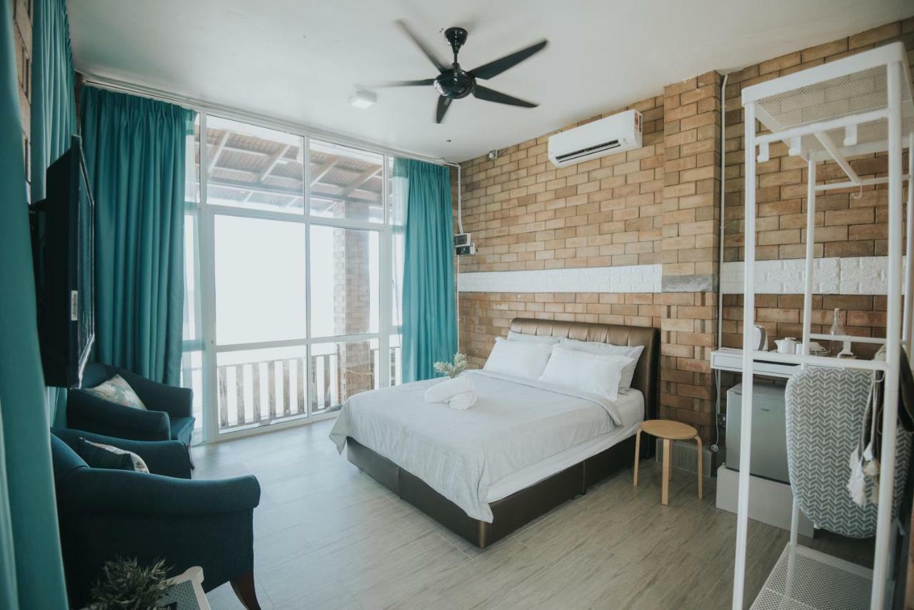 Ombak Deru Lodge Marang Exterior foto